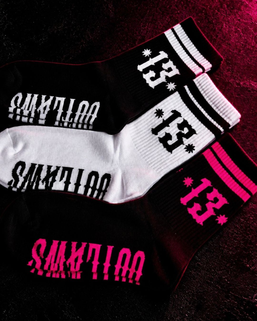 13 Socks - Twisted Generation - Black & Pink